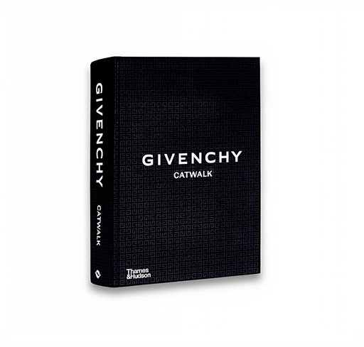 Givenchy catwalk STS