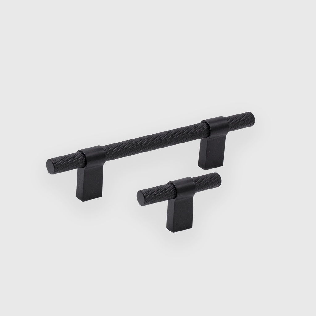 Exclusive matt black rod pull RTR