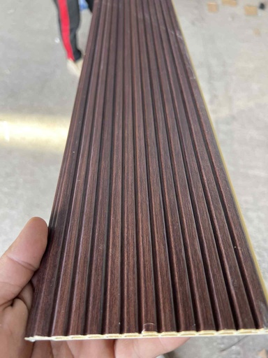 [1420] Walnut Lax G9 1419 